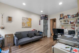 Single Family Residence, 18423 Linnet st, Tarzana, CA 91356 - 53