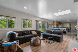 Single Family Residence, 18423 Linnet st, Tarzana, CA 91356 - 52