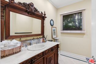 Single Family Residence, 18423 Linnet st, Tarzana, CA 91356 - 14