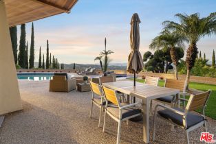 Single Family Residence, 17862 Via Vallarta, Encino, CA 91316 - 37