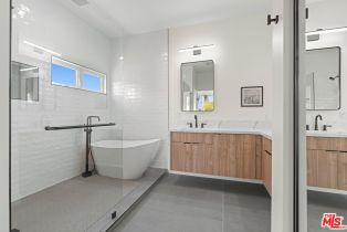 Residential Income, 705 6th ave, Venice, CA 90291 - 13