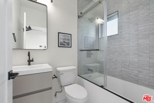 Residential Income, 705 6th ave, Venice, CA 90291 - 24