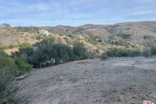 , 2807 Foose, Malibu, CA 90265 - 4