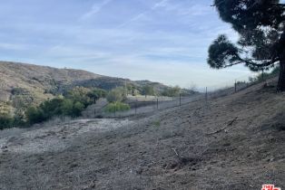 , 2807 Foose, Malibu, CA 90265 - 6