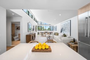 , 153 San Vicente blvd, Santa Monica, CA 90402 - 6