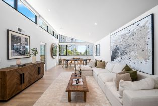 , 153 San Vicente blvd, Santa Monica, CA 90402 - 2