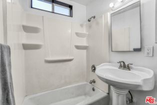 Residential Income, 1226 Chelsea ave, Santa Monica, CA 90404 - 24