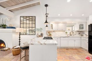 Single Family Residence, 213 Via Cordova, Newport Beach, CA 92663 - 10