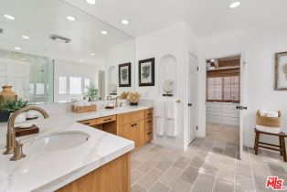 Single Family Residence, 213 Via Cordova, Newport Beach, CA 92663 - 16