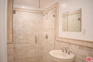 , 1028 12th st, Santa Monica, CA 90403 - 12