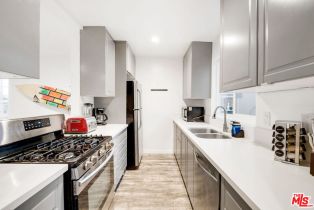 Residential Income, 3115 Strongs dr, Venice, CA 90292 - 10