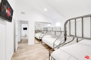 Residential Income, 3115 Strongs dr, Venice, CA 90292 - 20