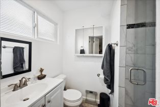 Residential Income, 3115 Strongs dr, Venice, CA 90292 - 33