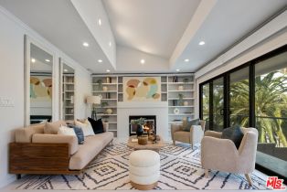 Single Family Residence, 386 Entrada Dr, Santa Monica, CA  Santa Monica, CA 90402