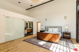 Single Family Residence, 562 Stassi ln, Santa Monica, CA 90402 - 13