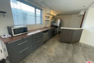 , 615 Hampton dr, Venice, CA 90291 - 7