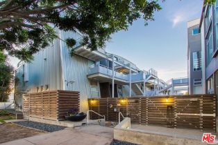 Residential Lease, 615   Hampton Dr, Venice, CA  Venice, CA 90291