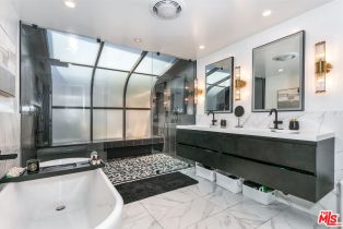 Single Family Residence, 3001 Dona Nenita pl, Studio City, CA 91604 - 9