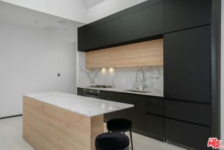 Condominium, 1253 Sweetzer ave, West Hollywood , CA 90069 - 9