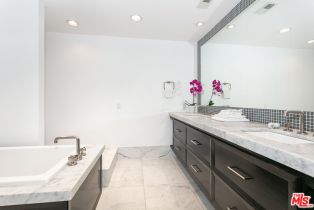 , 9033 Vista Grande st, West Hollywood , CA 90069 - 11