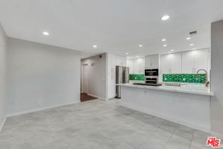 Single Family Residence, 20950 Oxnard st, Woodland Hills, CA 91367 - 29