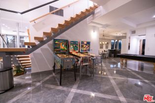 Single Family Residence, 5900 Winnetka ave, Woodland Hills, CA 91367 - 47