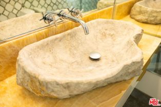 Single Family Residence, 5900 Winnetka ave, Woodland Hills, CA 91367 - 22