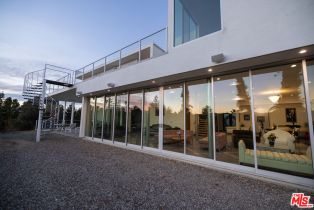 Single Family Residence, 5900 Winnetka ave, Woodland Hills, CA 91367 - 67