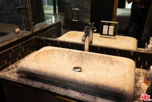 Single Family Residence, 5900 Winnetka ave, Woodland Hills, CA 91367 - 60