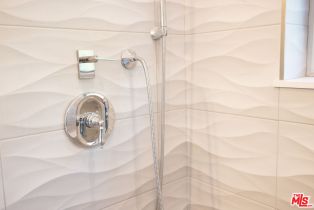 Single Family Residence, 5900 Winnetka ave, Woodland Hills, CA 91367 - 30