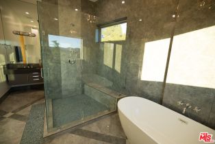 Single Family Residence, 5900 Winnetka ave, Woodland Hills, CA 91367 - 37