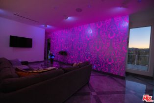 Single Family Residence, 5900 Winnetka ave, Woodland Hills, CA 91367 - 48