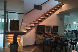 Single Family Residence, 5900 Winnetka ave, Woodland Hills, CA 91367 - 10