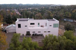 Residential Lease, 5900  N Winnetka Ave, Woodland Hills, CA  Woodland Hills, CA 91367