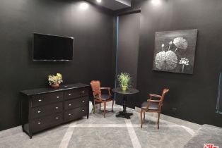 Single Family Residence, 5900 Winnetka ave, Woodland Hills, CA 91367 - 8