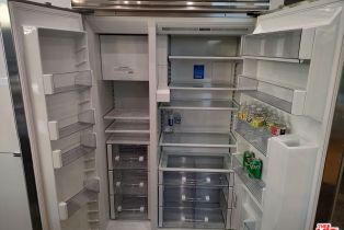 Single Family Residence, 5900 Winnetka ave, Woodland Hills, CA 91367 - 5