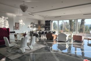 Single Family Residence, 5900 Winnetka ave, Woodland Hills, CA 91367 - 72