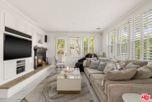 Single Family Residence, 21615 Medina Estates dr, Woodland Hills, CA 91364 - 12