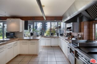 Single Family Residence, 1707 San Vicente blvd, Santa Monica, CA 90402 - 9