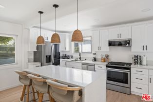 , 11333 Braddock dr, Culver City, CA 90230 - 2