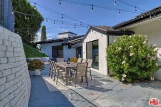 Single Family Residence, 3712 Berry dr, Studio City, CA 91604 - 36
