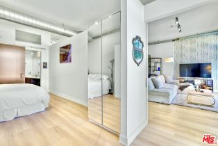 Condominium, 13320 Beach ave, Marina Del Rey, CA 90292 - 13