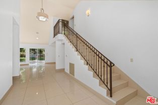 , 10926 ALTA VIEW dr, Studio City, CA 91604 - 5