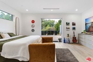 , 3964 Beverly Glen blvd, Sherman Oaks, CA 91423 - 24