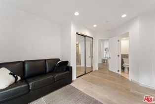 , 3964 Beverly Glen blvd, Sherman Oaks, CA 91423 - 6