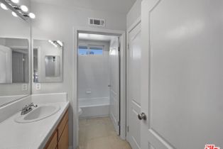 Single Family Residence, 5167 Knollwood way, Woodland Hills, CA 91364 - 23