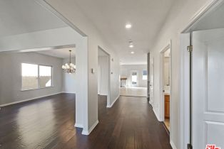 Single Family Residence, 5167 Knollwood way, Woodland Hills, CA 91364 - 9