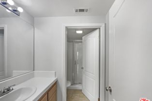 Single Family Residence, 5167 Knollwood way, Woodland Hills, CA 91364 - 14