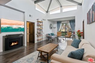 Condominium, 2175  S Beverly Glen Blvd, Westwood, CA  Westwood, CA 90025