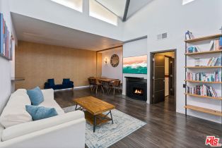 Condominium, 2175 Beverly Glen blvd, Westwood, CA 90025 - 5